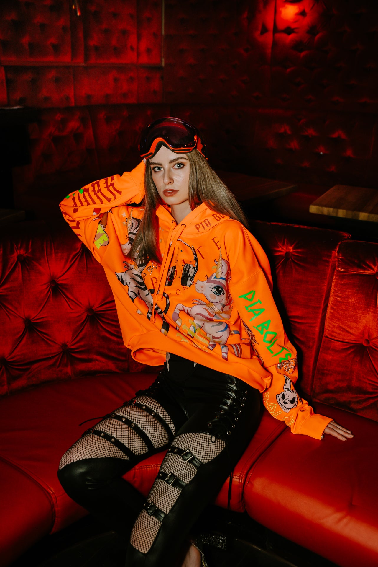 Hoodie hot sale neon orange